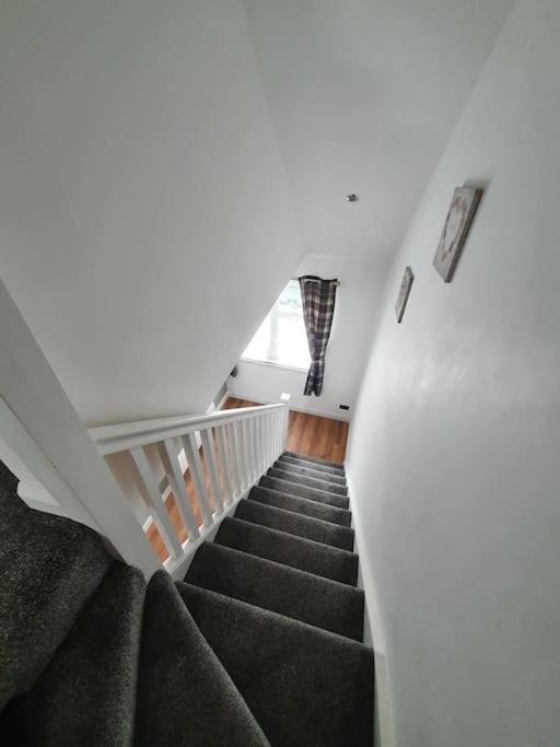 Fort William Lovely Flat Central Location ภายนอก รูปภาพ