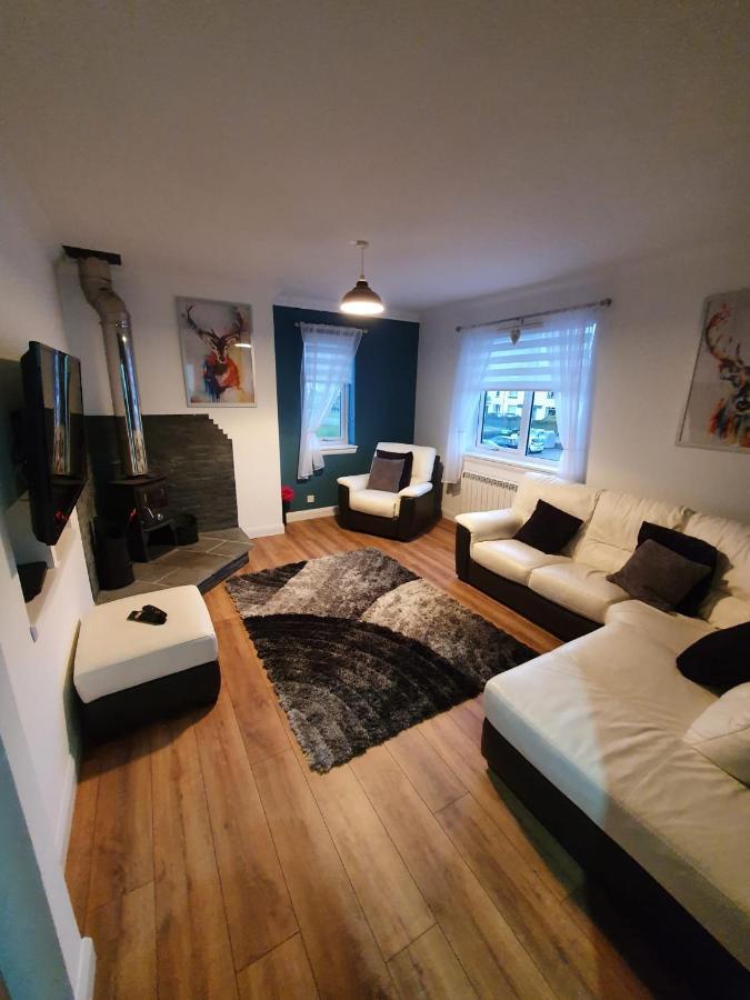 Fort William Lovely Flat Central Location ภายนอก รูปภาพ