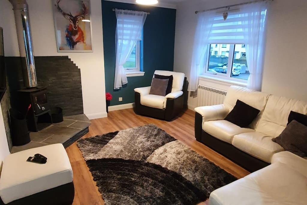 Fort William Lovely Flat Central Location ภายนอก รูปภาพ